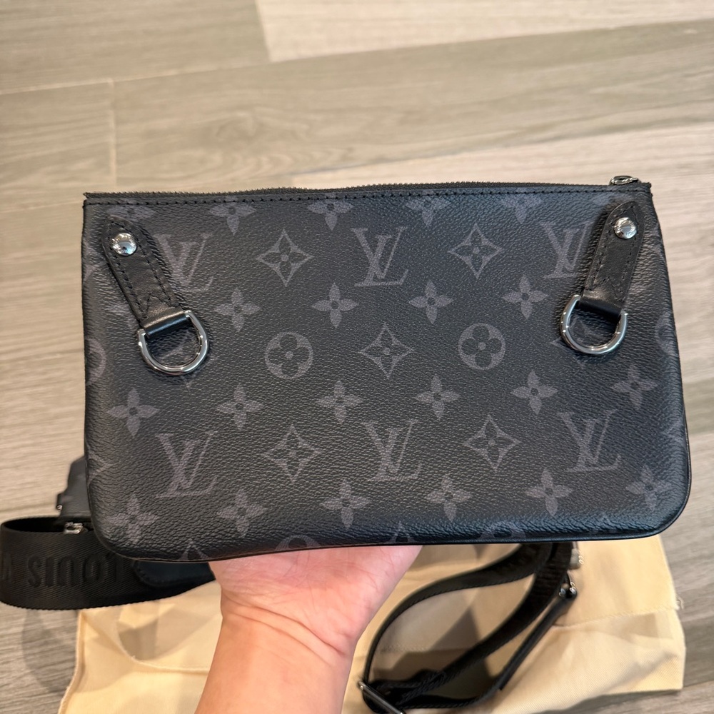 Louis Vuitton Trio Messenger Monogram Black Eclipse Bag LV M69443 - Picture 9 of 16